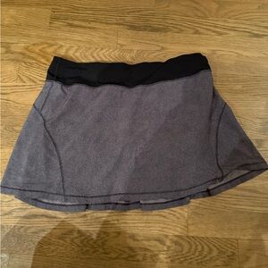 lululemon athletica Black and Gray Mini Skort